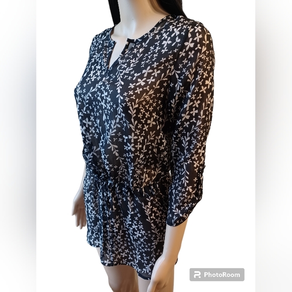 Black & White Floral Sheer Long Shirt Blouse XS - Picture 3 of 12